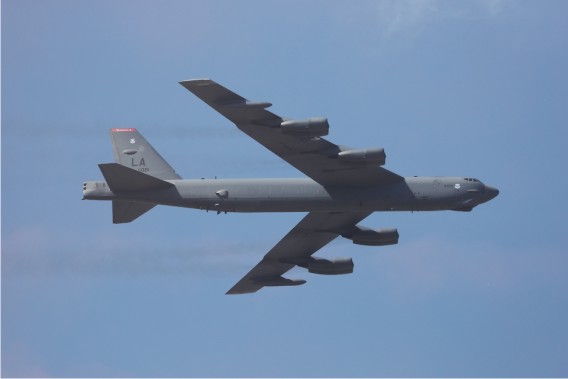 ��-�� ���� ���� ��ȭ, �̱� �� ���� �ٹ��� �Ұ��ǷС� Ȯ��