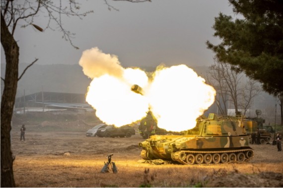 ������ ����� ��Ŀ�� ħ���� ����� �ѱ��� ÷�� �����