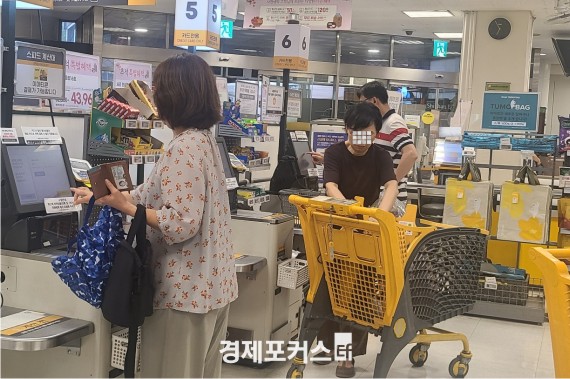 �����������ݸ� ���ӡ��ΰ��Һ� ȸ�� ����