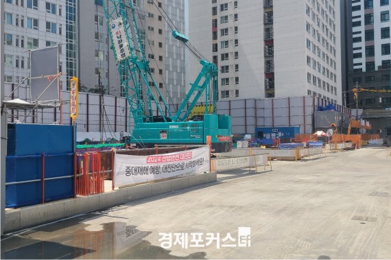 KDI, 11����° �������� ���ܡ�"�Ǽ����� �߽����� ȸ�� ����"