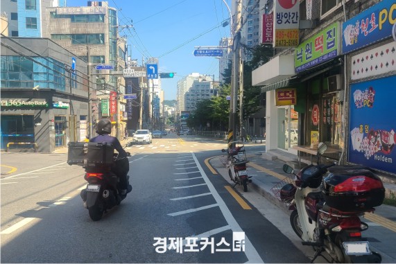 ���ҵ� 100���� �̸� �ڿ����� ������ 