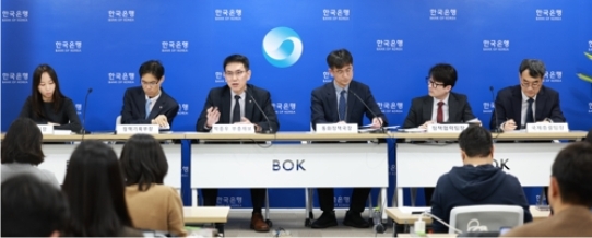 ���� "����Ϲ濡 ��ȭ��å ���ԡ��� 2��3ȸ �ݸ����� ���ɼ�"